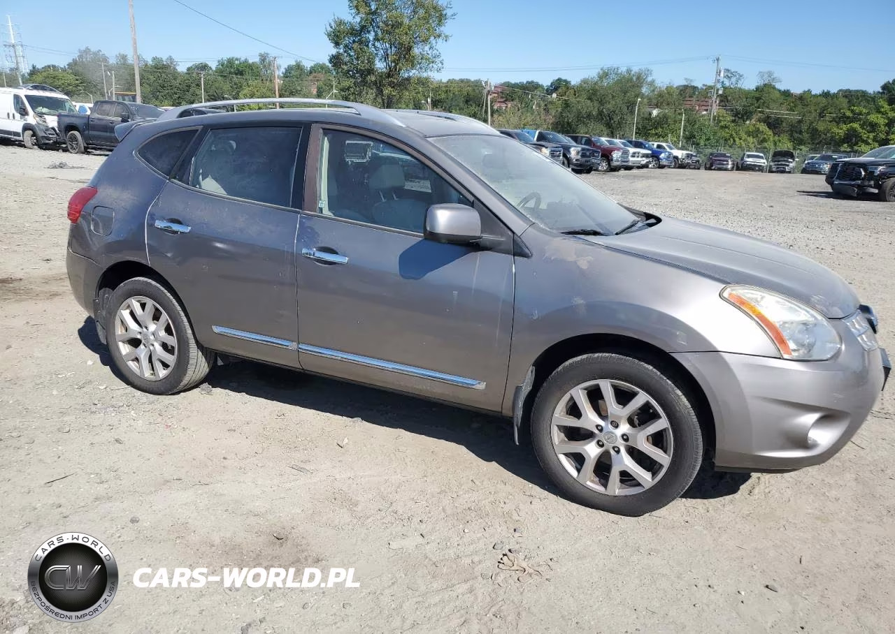 2012 Nissan Rogue S VIN:JN8AS5MV5CW413362 - 4