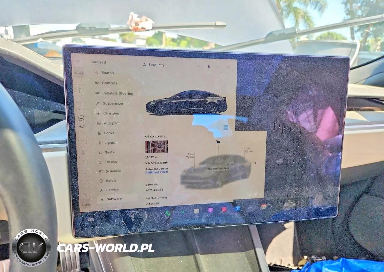 2023 Tesla Model S VIN:5YJSA1E69PF527362 - 9