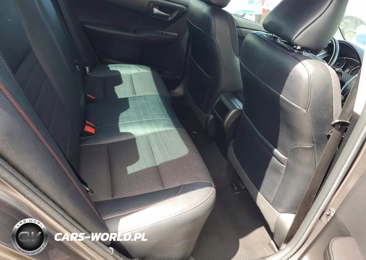 2016 Toyota Camry Se VIN:4T1BF1FK5GU614210 - 10
