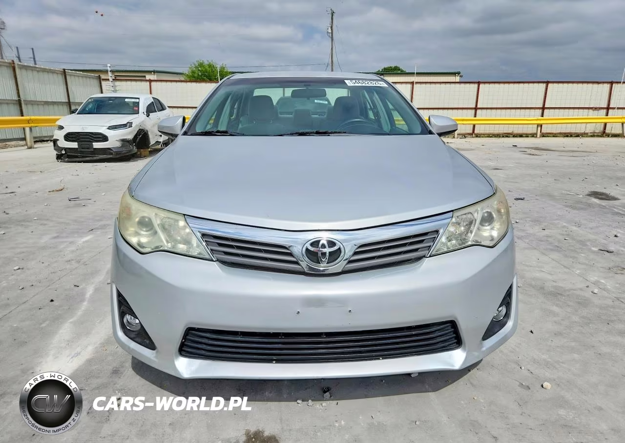2014 Toyota Camry L VIN:4T4BF1FKXER349254 - 5