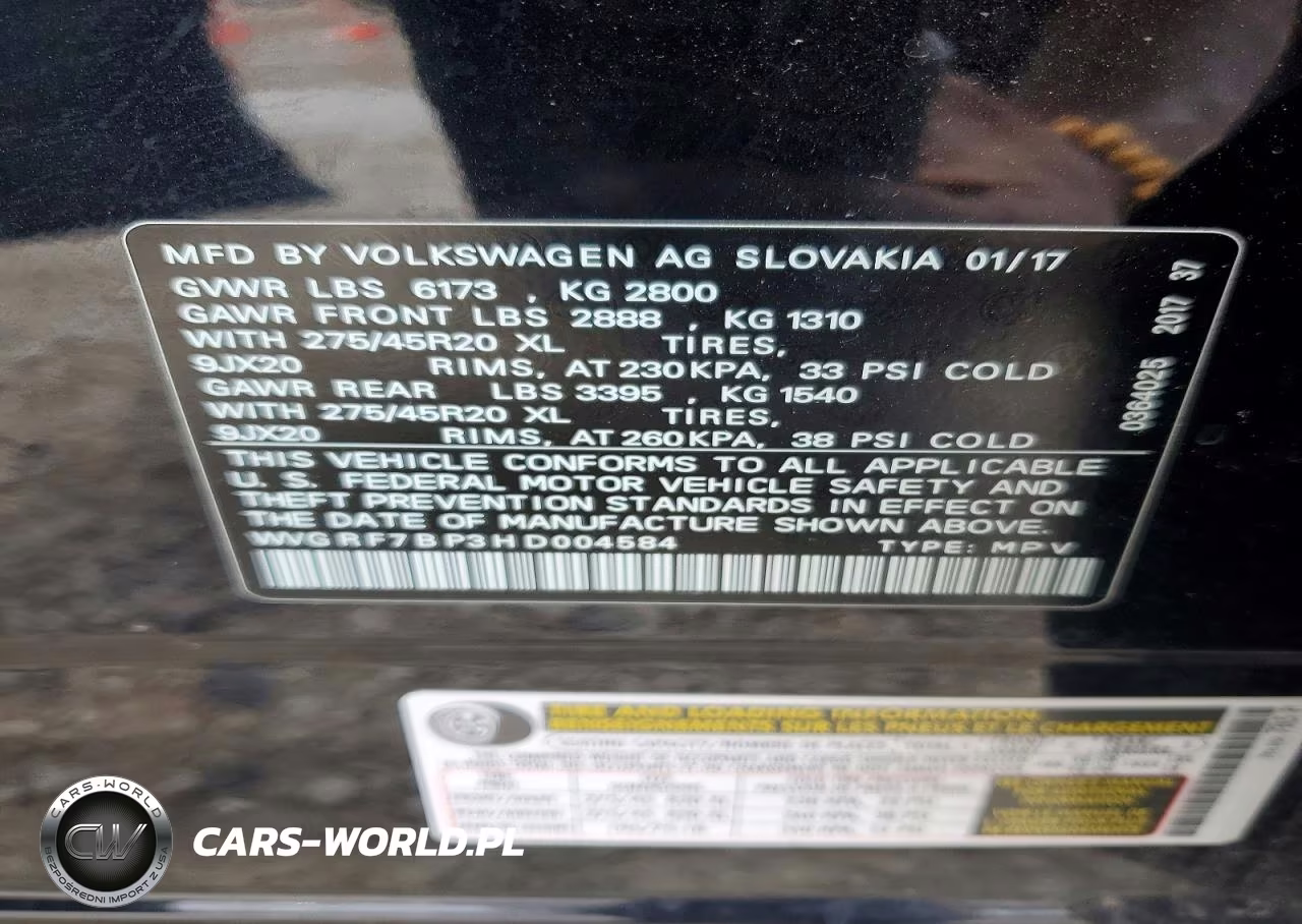 2017 Volkswagen Touareg Wolfsburg VIN:WVGRF7BP3HD004584 - 14