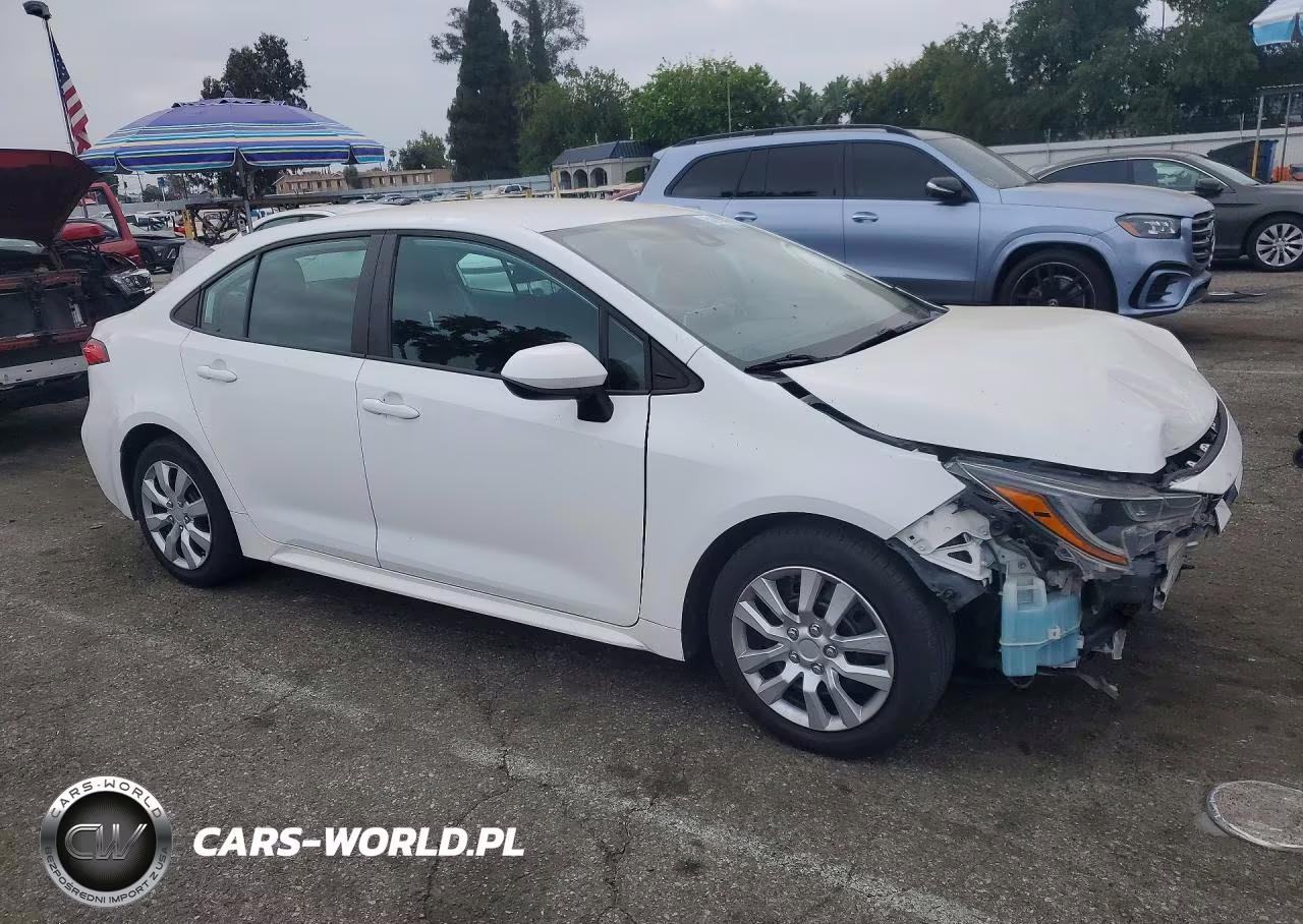 2020 Toyota Corolla Le VIN:5YFEPRAE9LP026378 - 4
