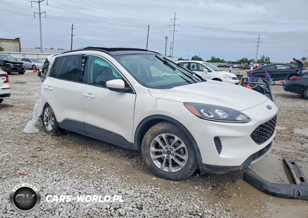 2020 Ford Escape Se VIN:1FMCU9G65LUC49399 - 4