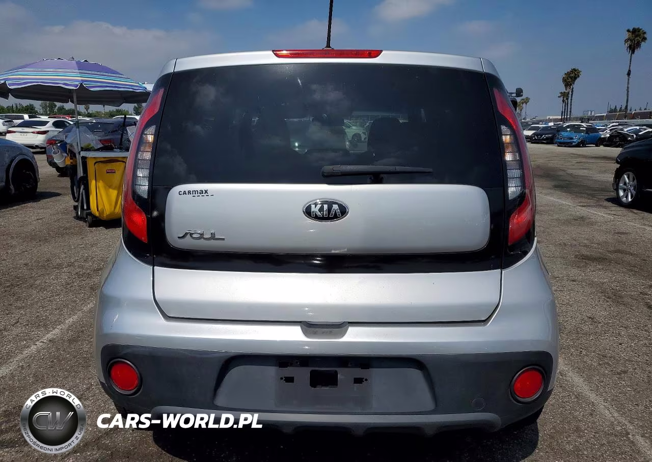 2017 Kia Soul Base VIN:KNDJN2A24H7473324 - 6