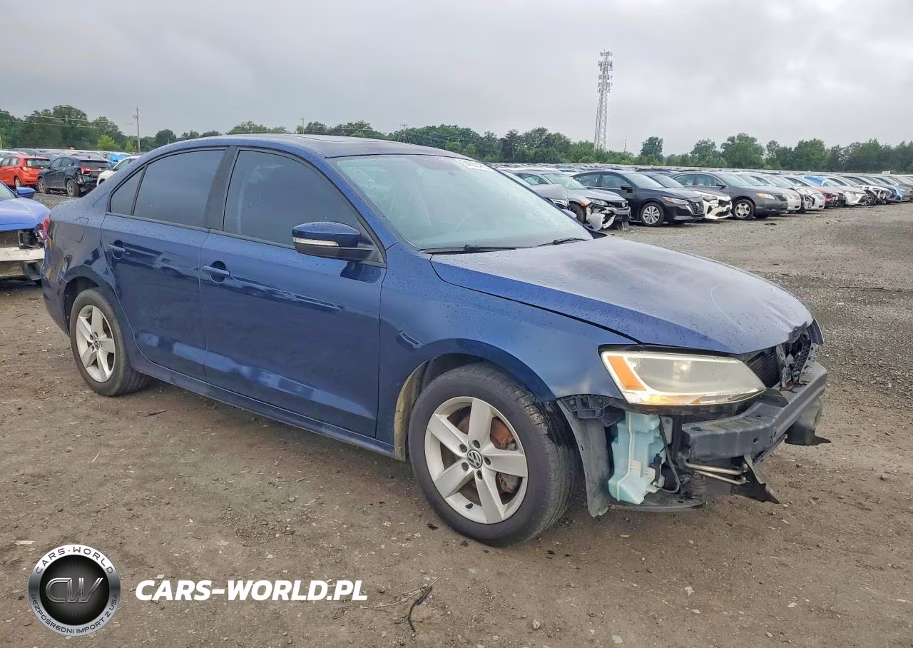 2011 Volkswagen Jetta Tdi VIN:3VWLL7AJ8BM082495 - 4