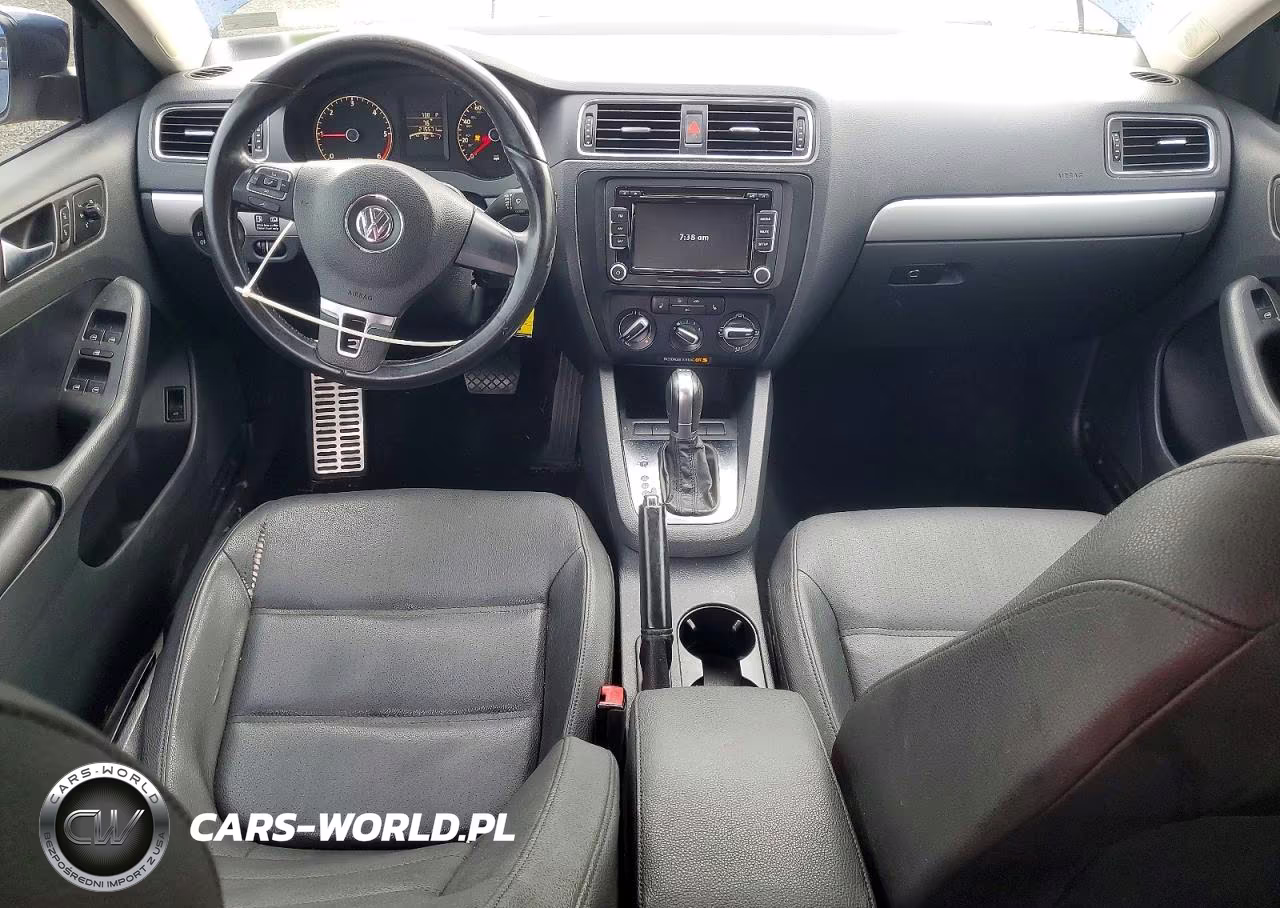 2011 Volkswagen Jetta Tdi VIN:3VWLL7AJ8BM082495 - 8