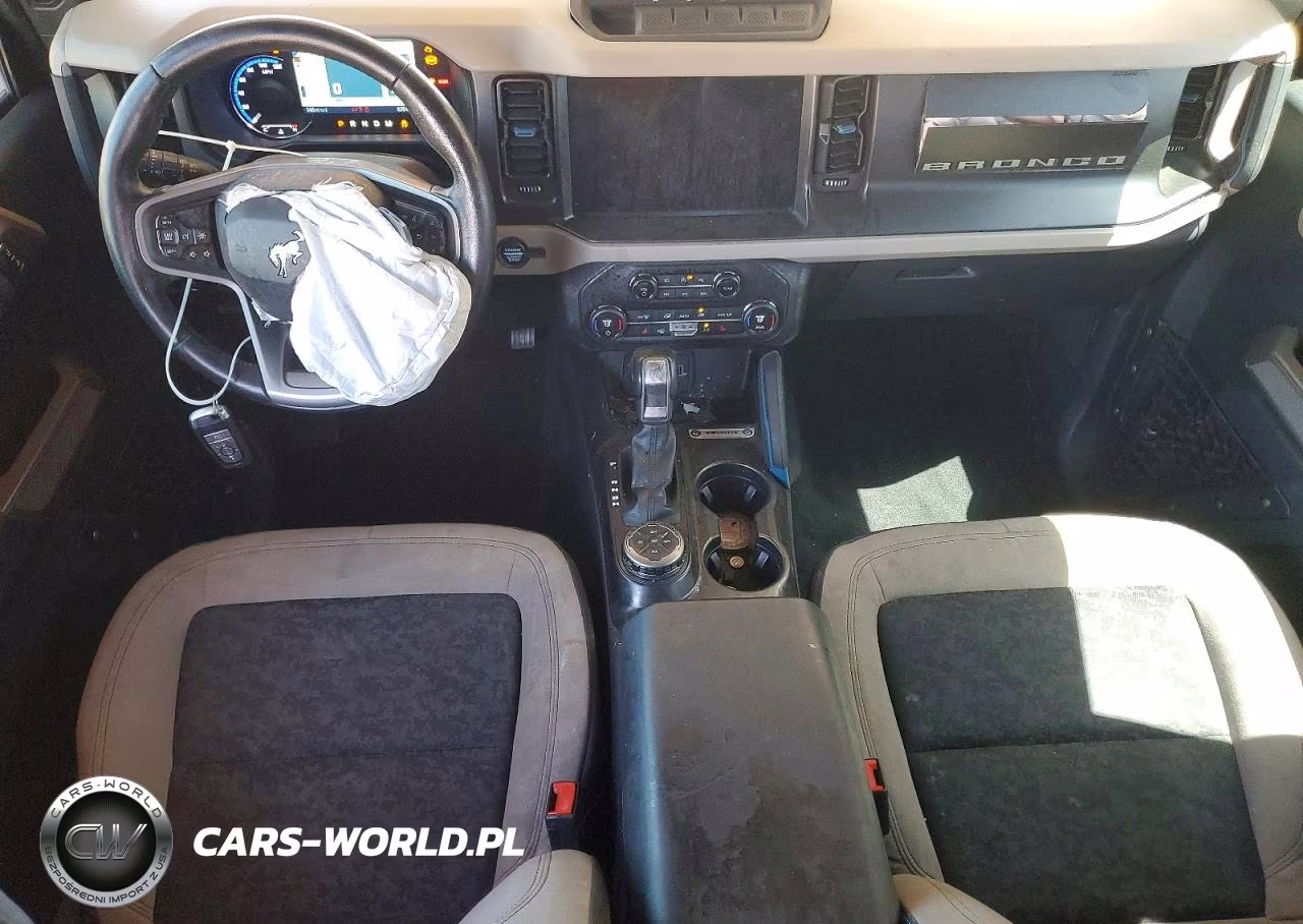 2021 Ford Bronco Base VIN:1FMEE5DP5MLA73084 - 8