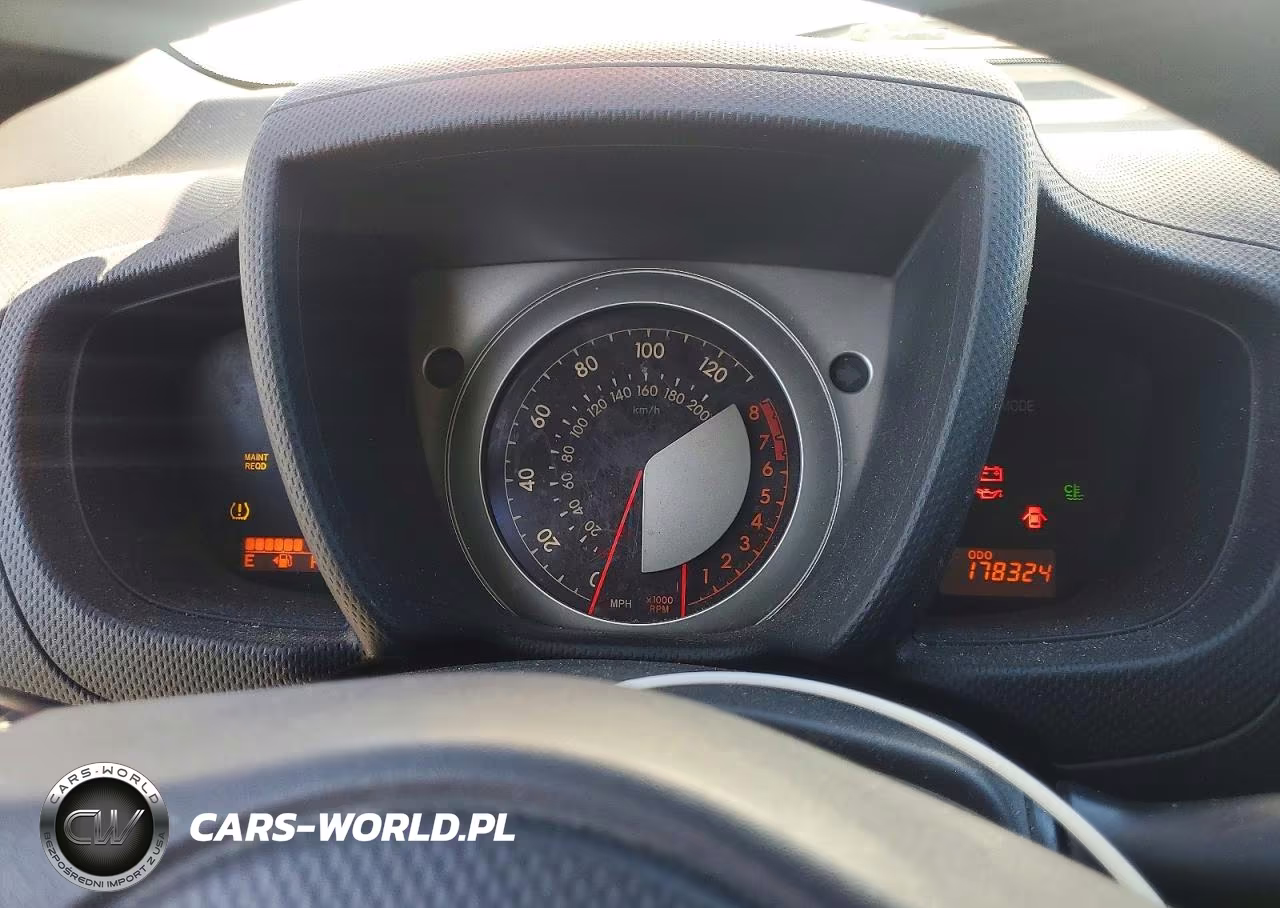 2008 Scion Xd Base VIN:JTKKU10428J012977 - 9