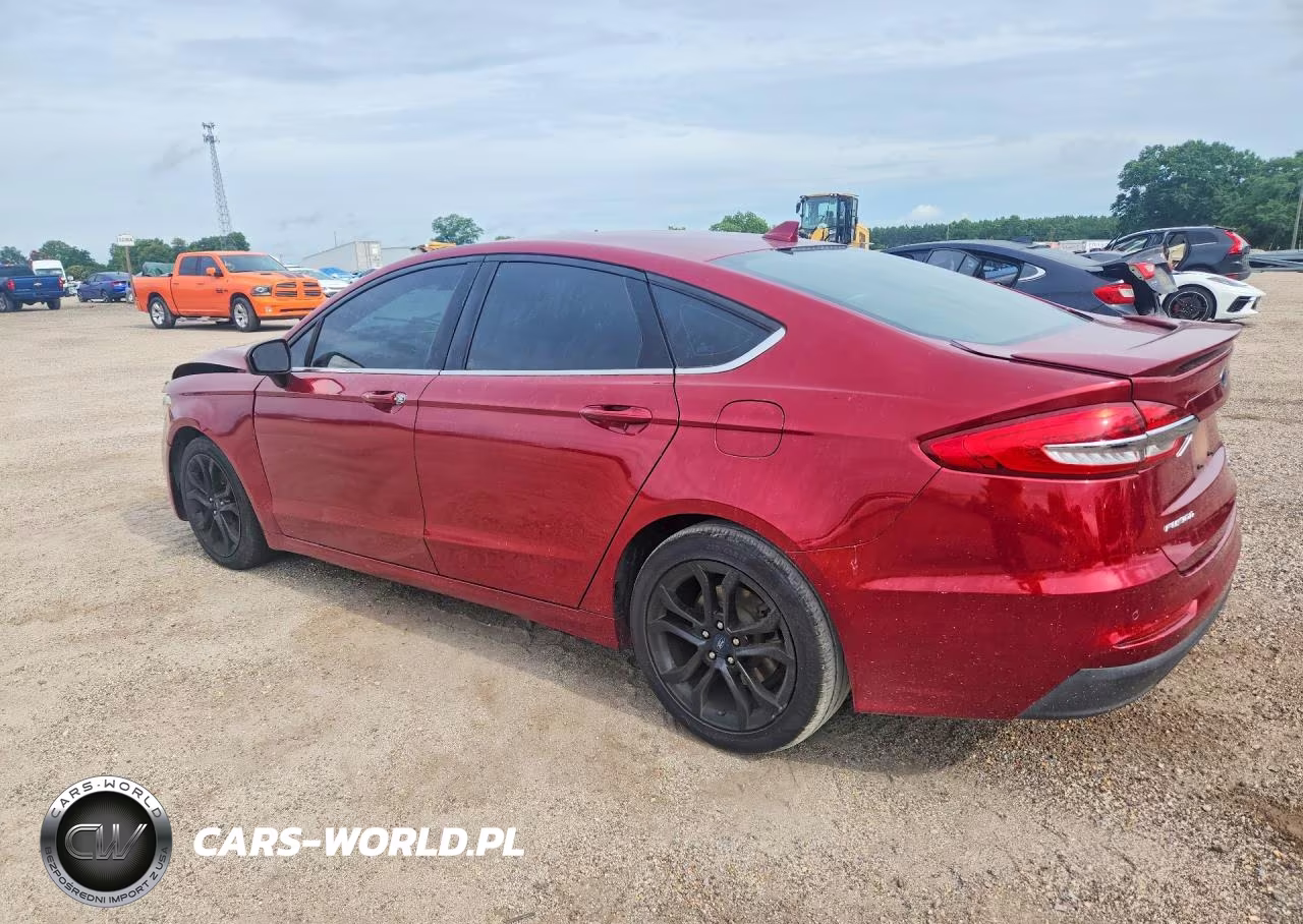 2019 Ford Fusion VIN:3FA6P0HD5KR132385 - 2