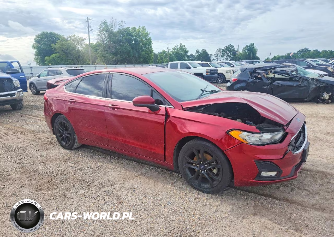 2019 Ford Fusion VIN:3FA6P0HD5KR132385 - 4