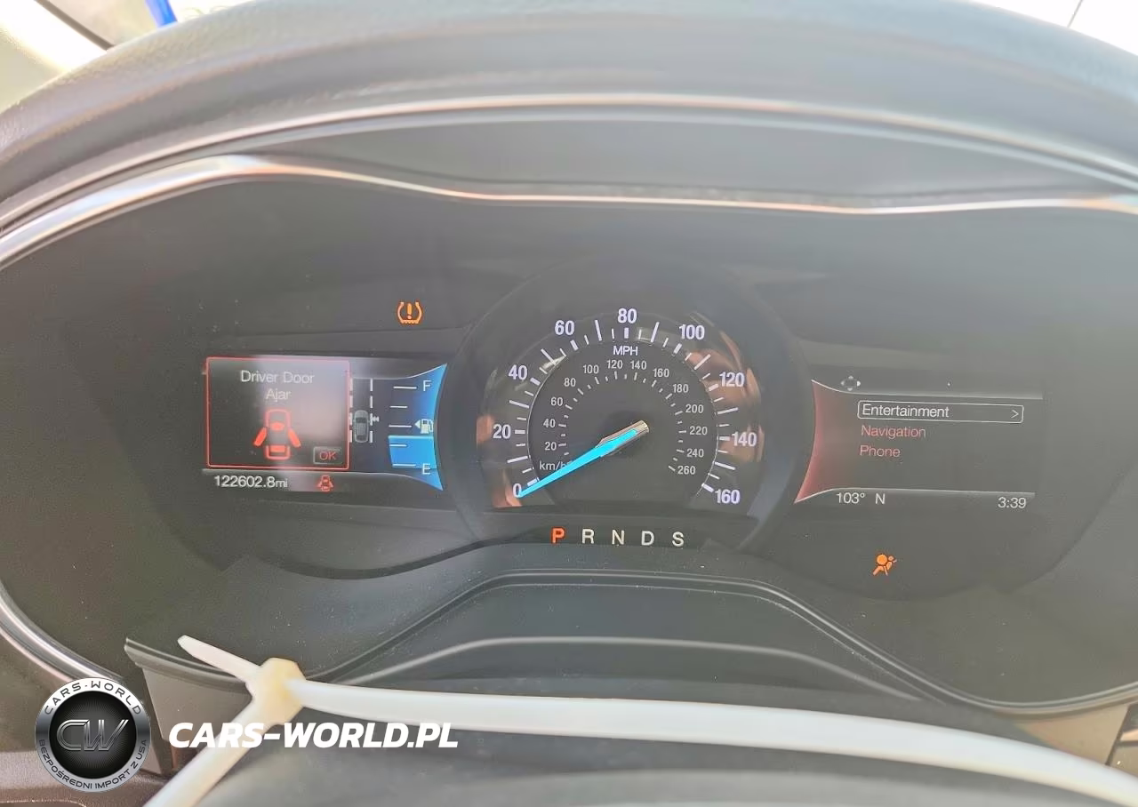 2019 Ford Fusion VIN:3FA6P0HD5KR132385 - 9