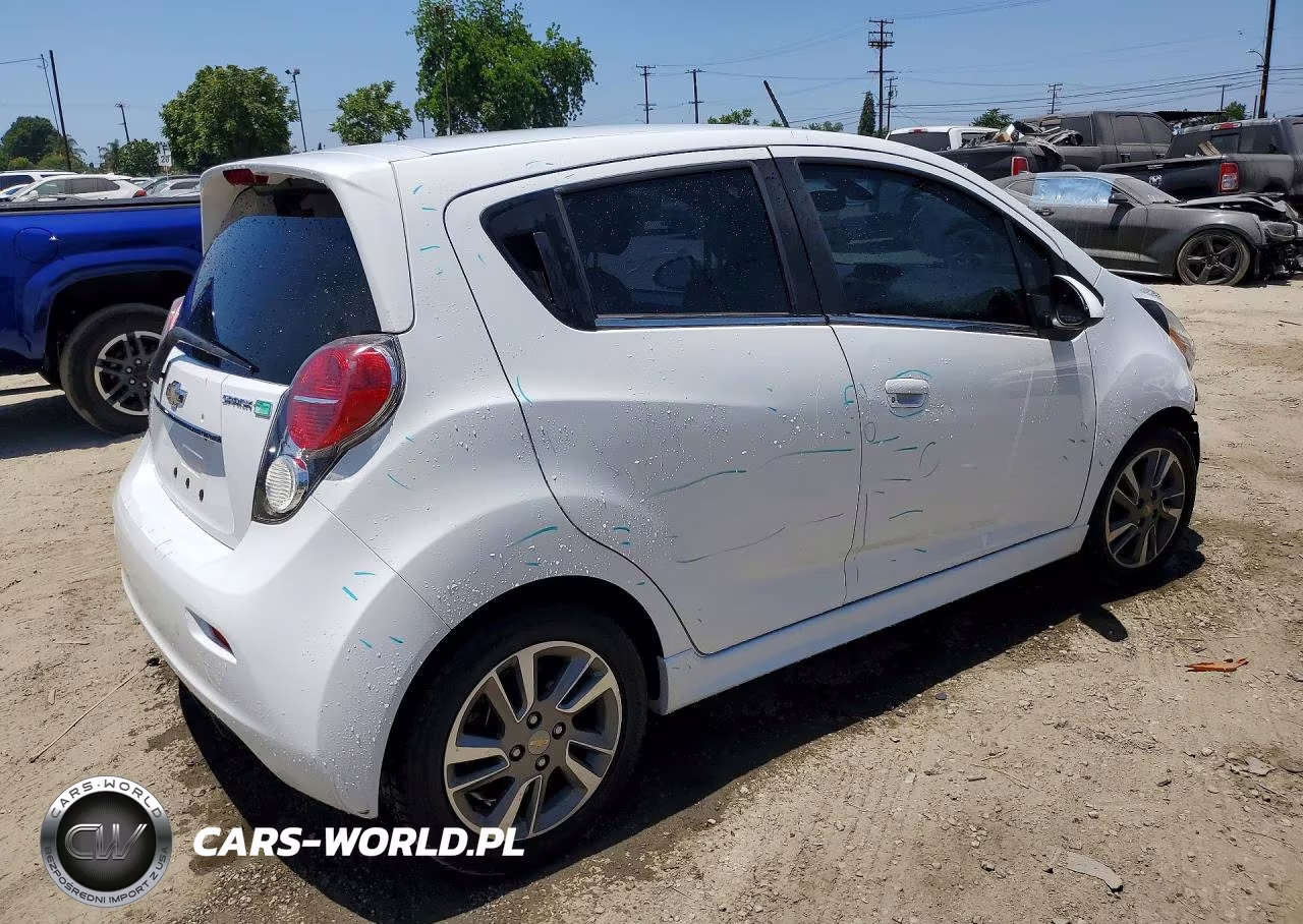 2015 Chevrolet Spark 2Lt VIN:KL8CL6S07FC713899 - 3