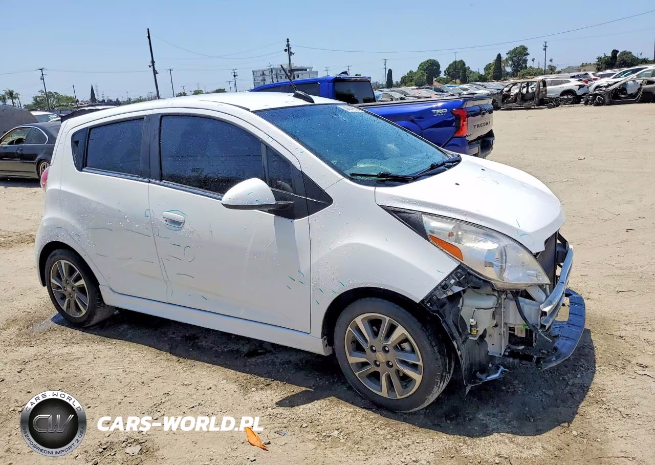 2015 Chevrolet Spark 2Lt VIN:KL8CL6S07FC713899 - 4