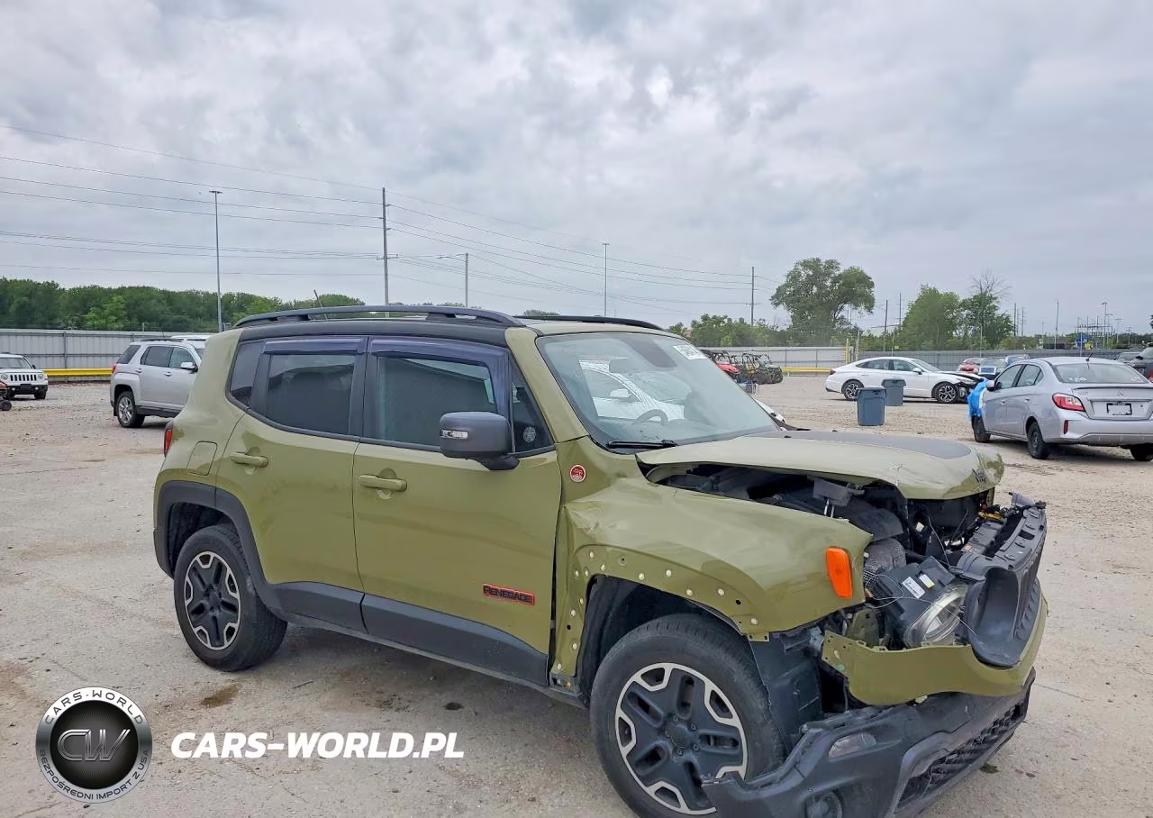2015 Jeep Renegade Trailhawk VIN:ZACCJBCT5FPB80607 - 4
