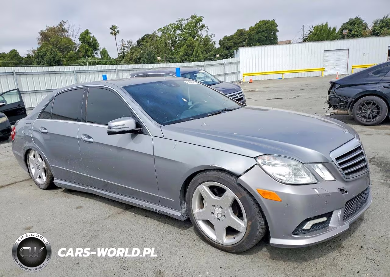 2010 Mercedes-Benz E 550 VIN:WDDHF7CBXAA249561 - 4