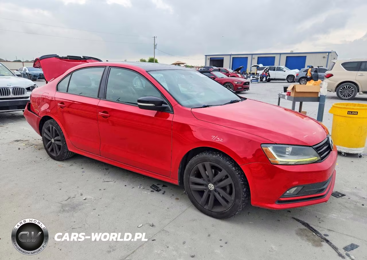 2018 Volkswagen Jetta Sport VIN:3VWD17AJ5JM229025 - 4