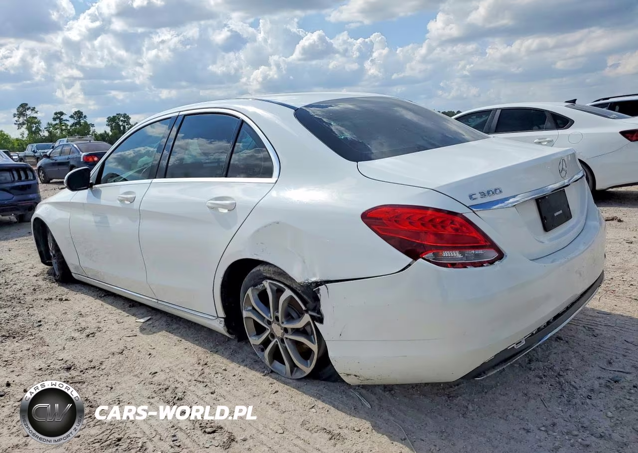 2016 Mercedes-Benz C 300 VIN:55SWF4JB2GU154185 - 2