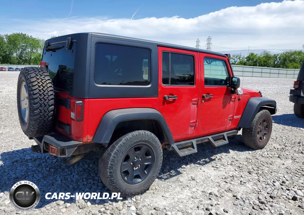 2012 Jeep Wrangler Unlimited Rubicon VIN:1C4HJWFG0CL100108 - 3