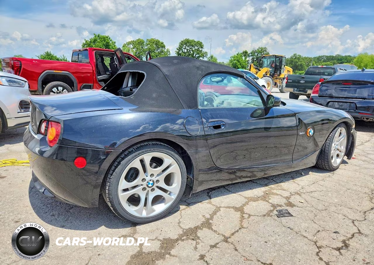 2003 BMW Z4 3.0 VIN:4USBT53453LU03237 - 3