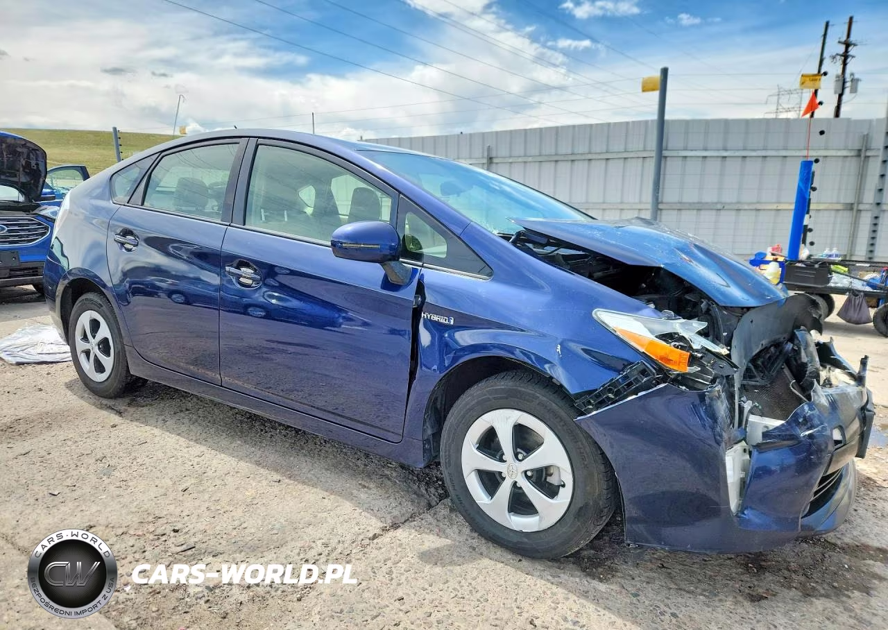 2012 Toyota Prius Three VIN:JTDKN3DU9C1499081 - 4