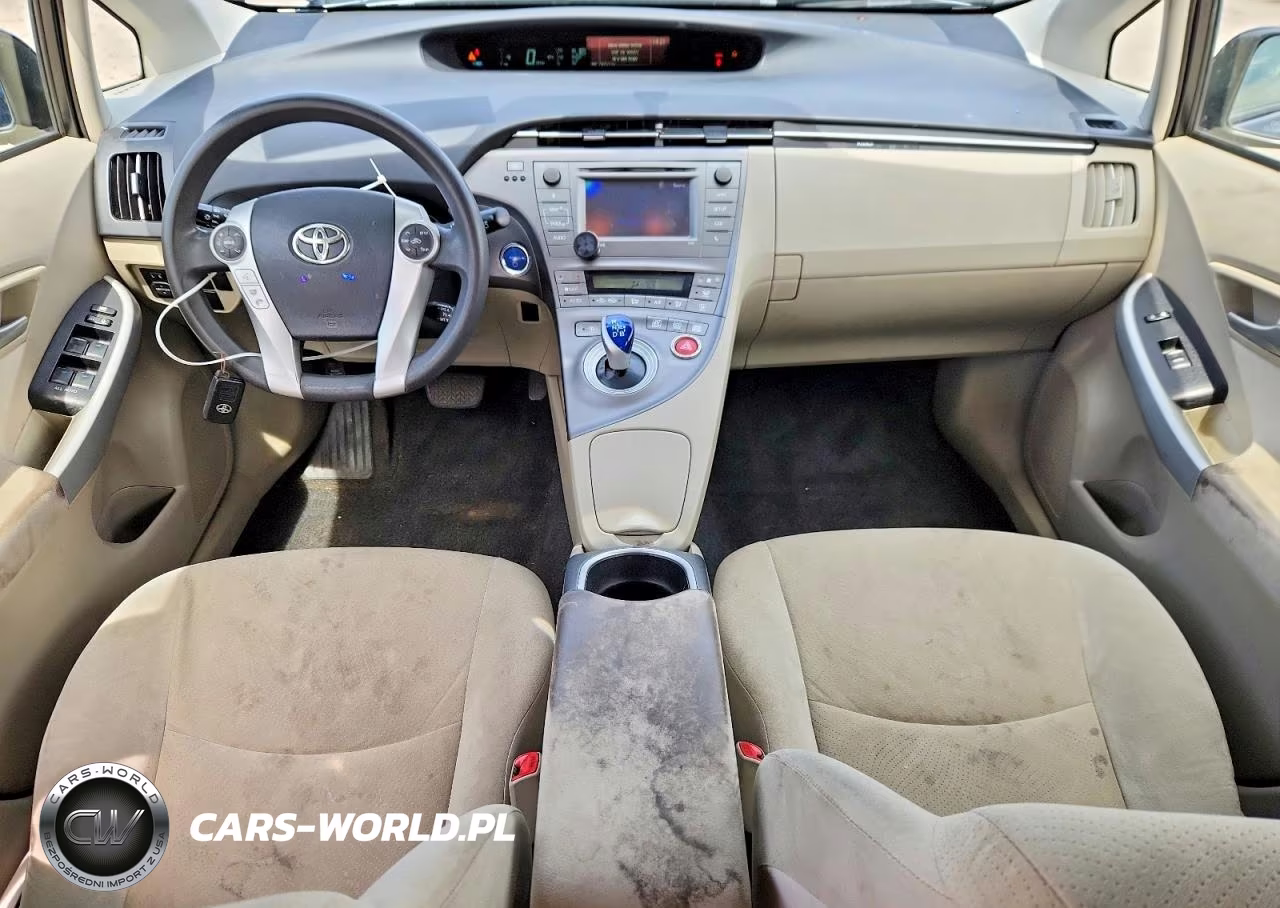 2012 Toyota Prius Three VIN:JTDKN3DU9C1499081 - 8