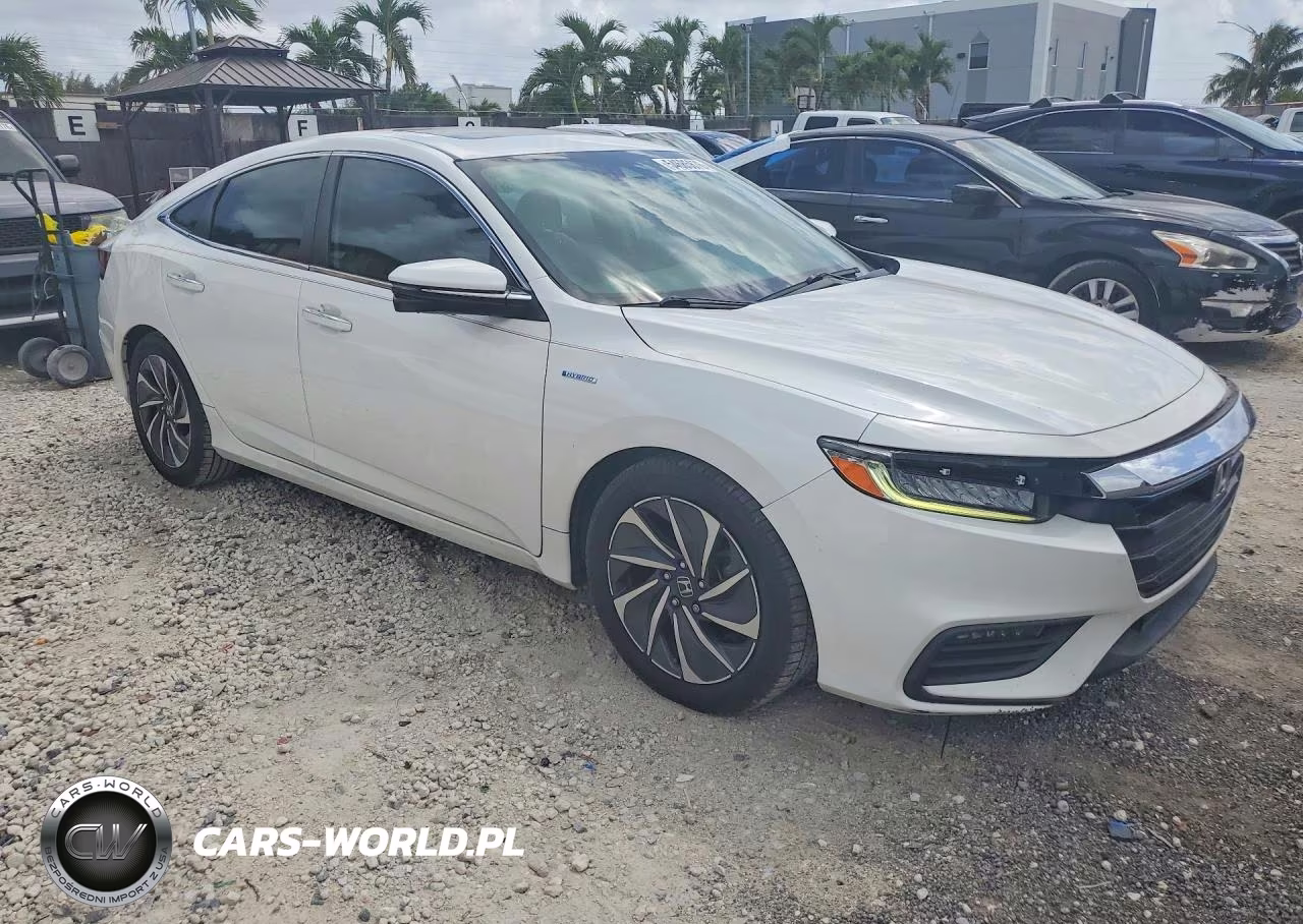 2019 Honda Insight Touring VIN:19XZE4F99KE006251 - 4