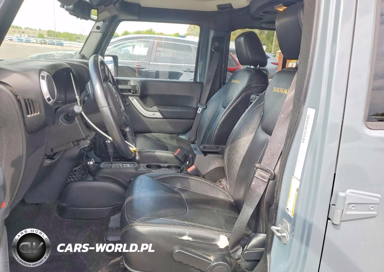 2014 Jeep Wrangler Unlimited Sahara VIN:1C4HJWEG1EL107475 - 7