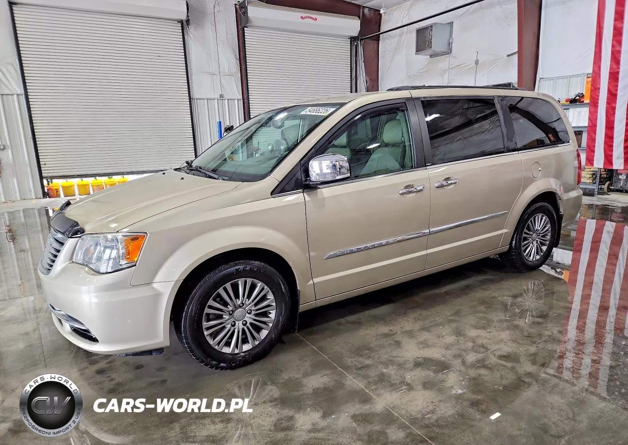 2014 Chrysler Town & Country Touring L – zdjęcie 1 z 13
