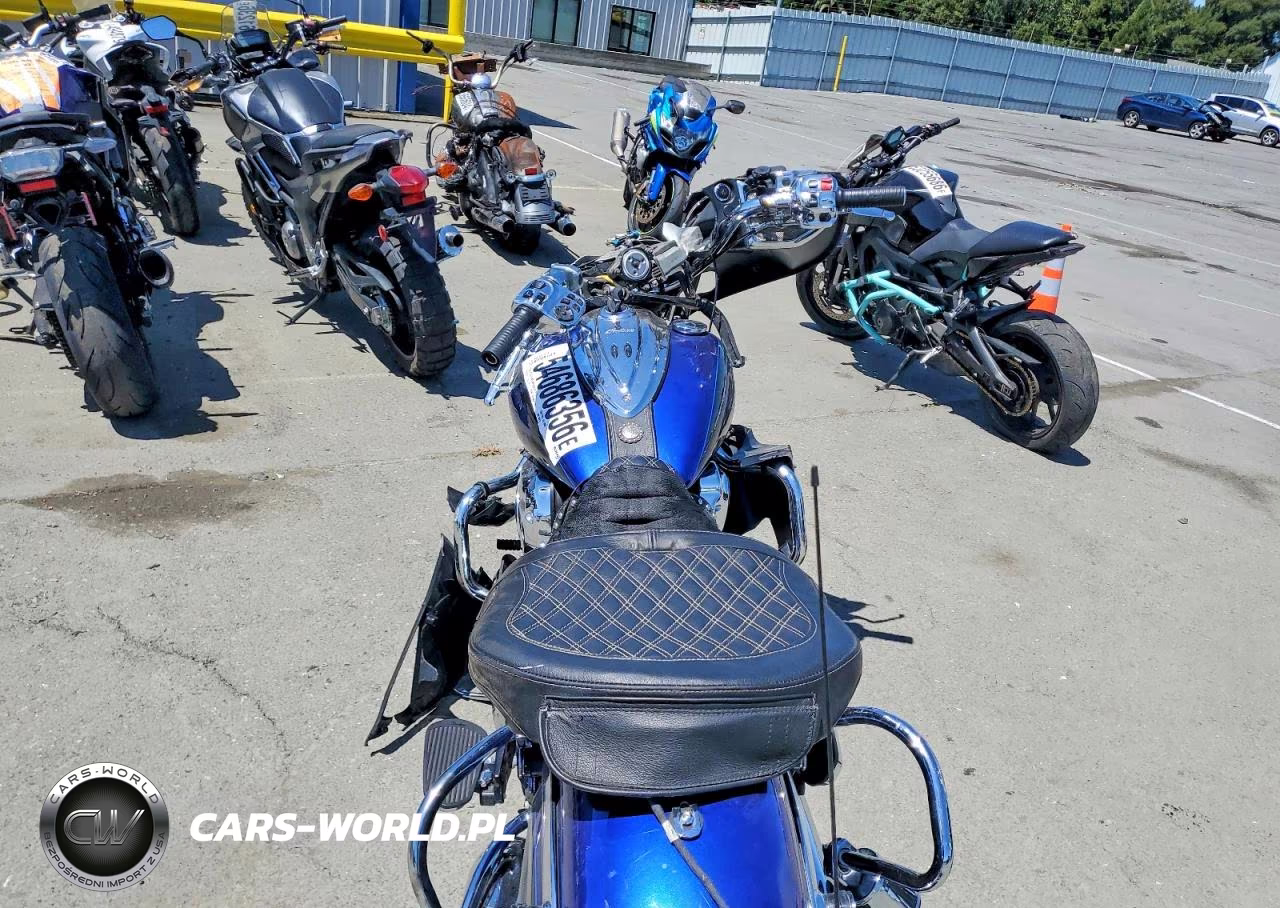 2015 Indian Motorcycle Co. Roadmaster VIN:56KTRAAA0F3326947 - 6