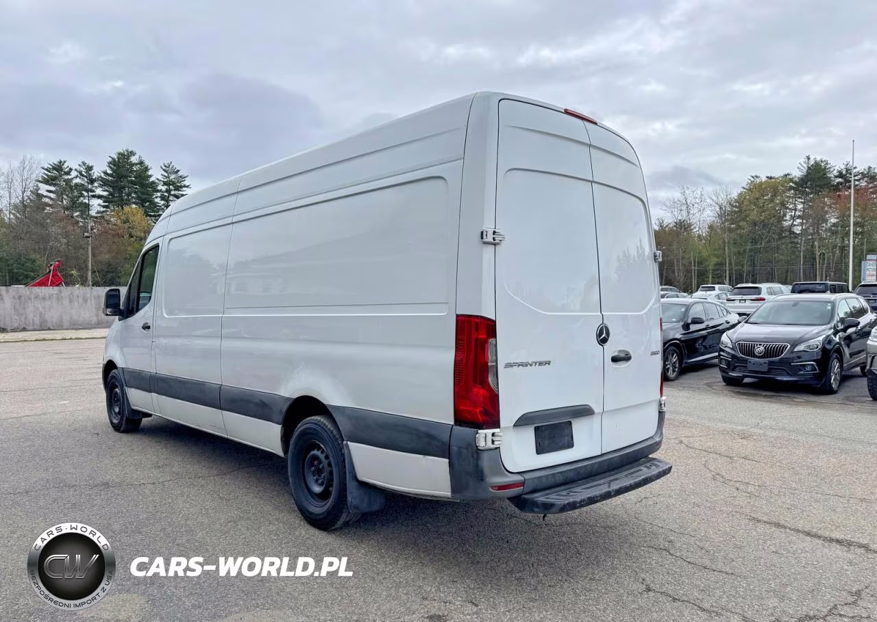 2021 Mercedes-Benz Sprinter 2500 High Roof I4 VIN:W1Y40CHY6MT061771 - 3