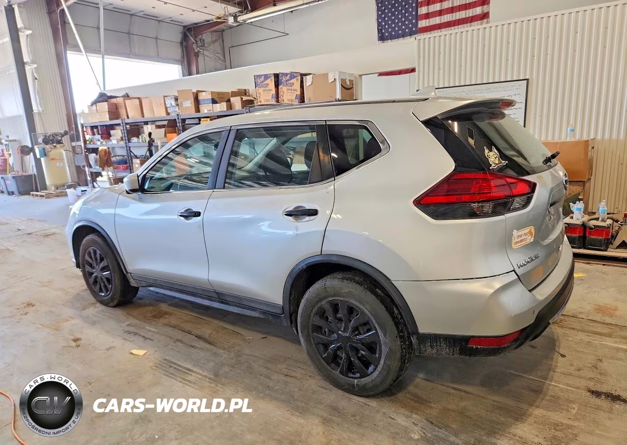 2017 Nissan Rogue S VIN:KNMAT2MV9HP548613 - 2