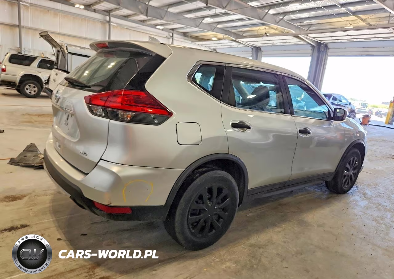 2017 Nissan Rogue S VIN:KNMAT2MV9HP548613 - 3