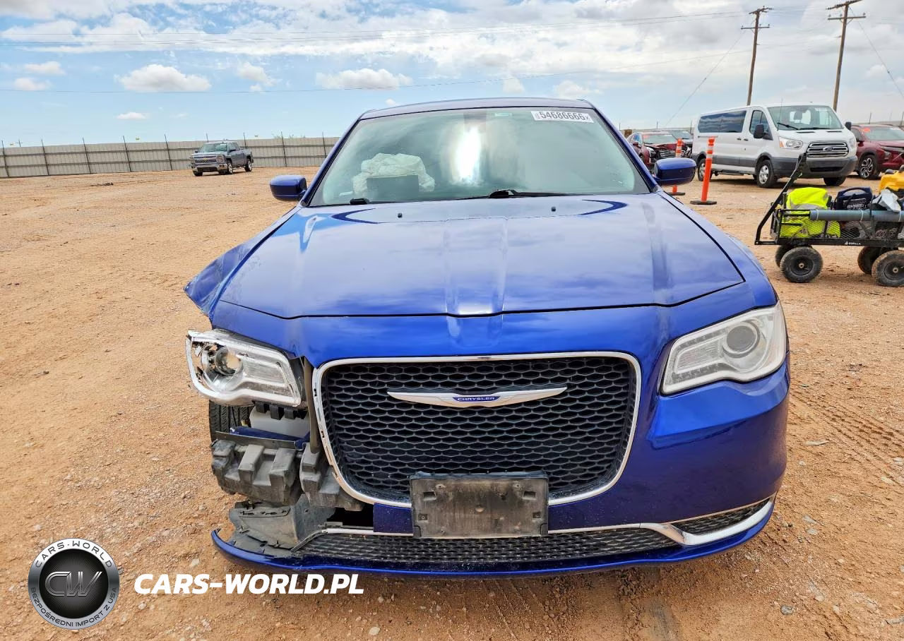 2020 Chrysler 300 Touring VIN:2C3CCAAG1LH189560 - 5