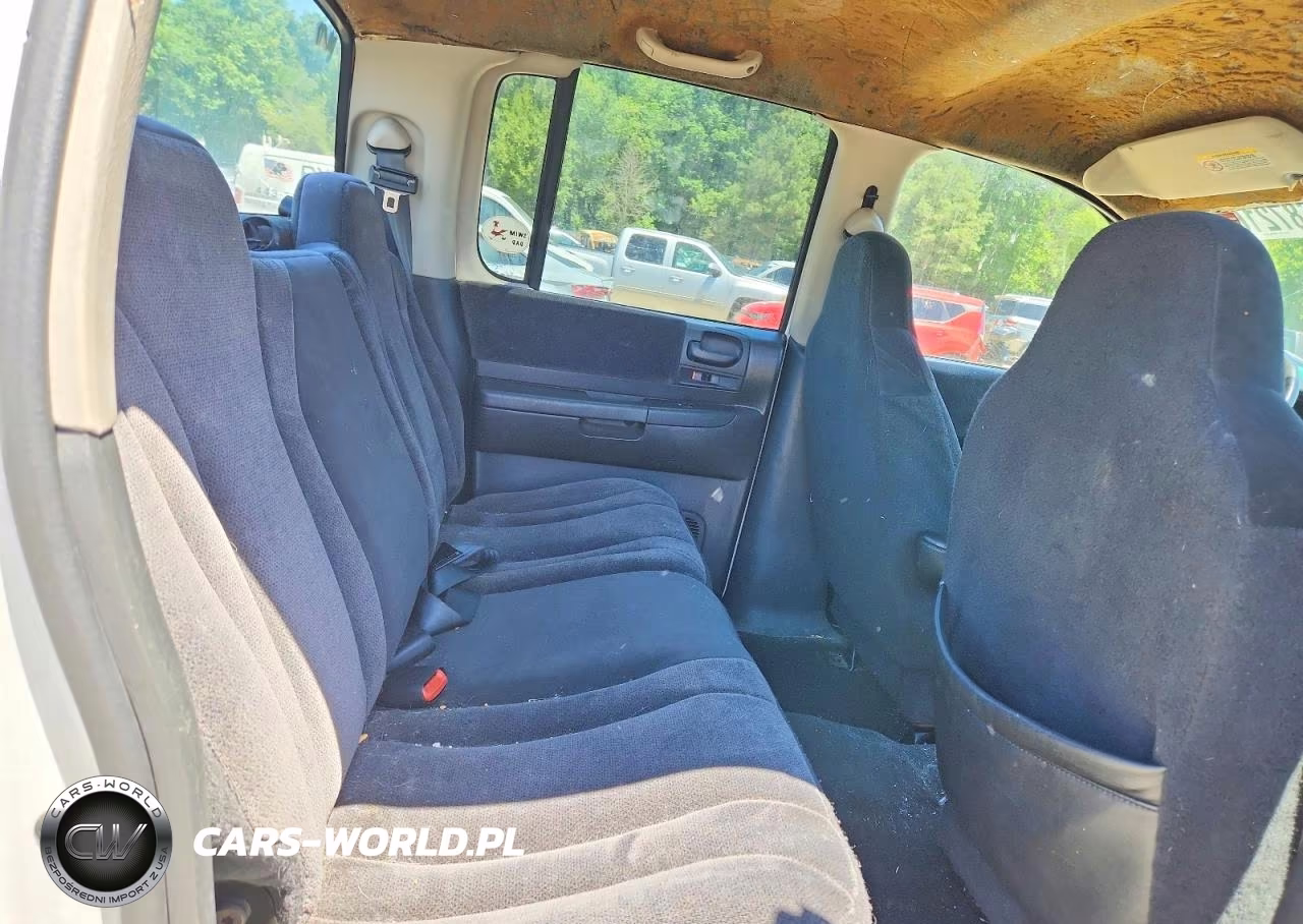 2004 Dodge Dakota Quad Sport VIN:1D7HL38NX4S774056 - 10
