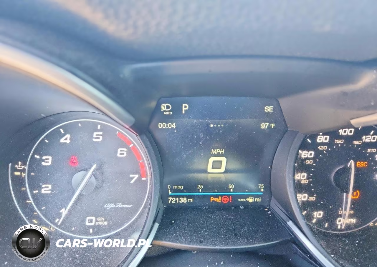 2018 Alfa Romeo Stelvio VIN:ZASFAKAN0J7B70291 - 9