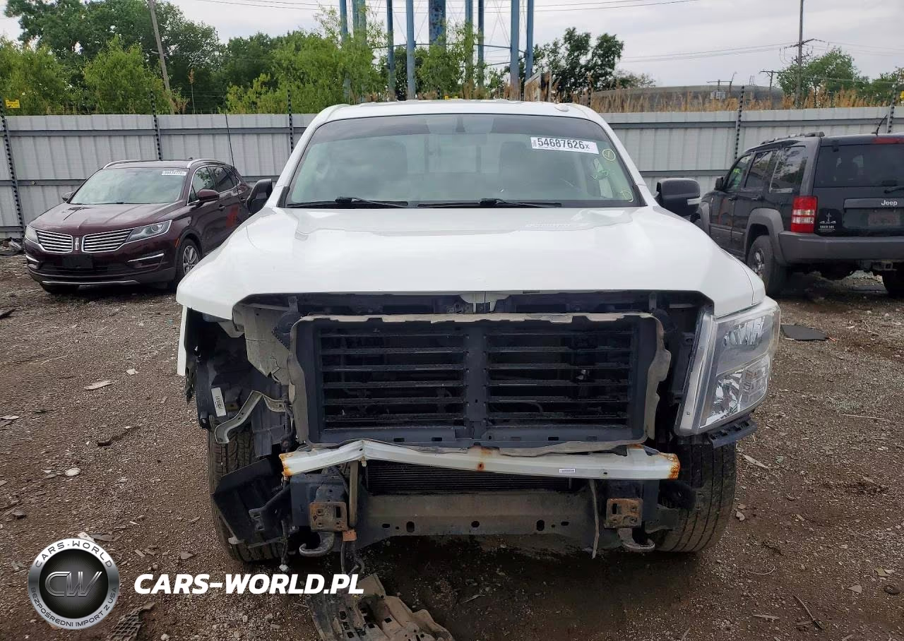 2018 Nissan Titan S VIN:1N6AA1EJ5JN529843 - 5