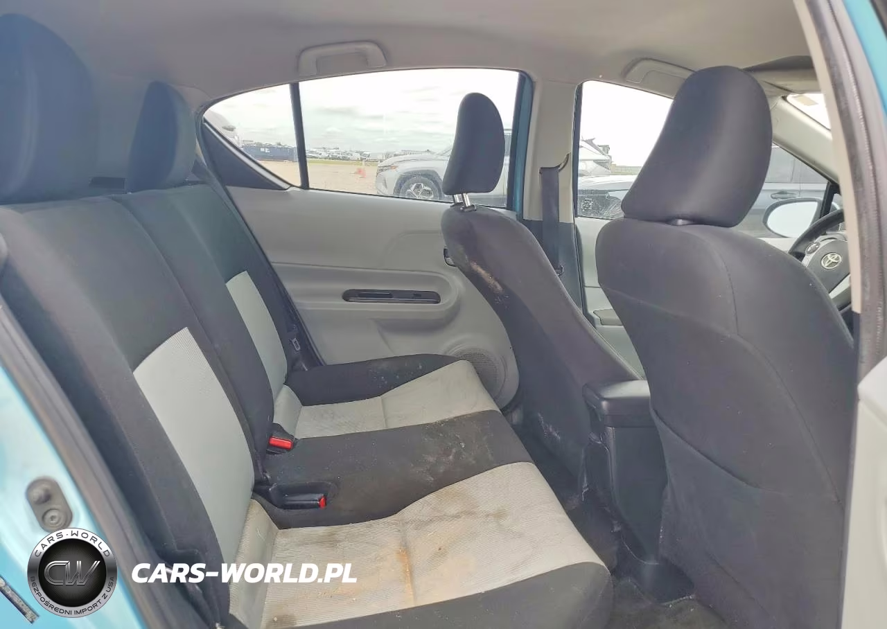 2012 Toyota Prius C Two VIN:JTDKDTB37C1018273 - 10
