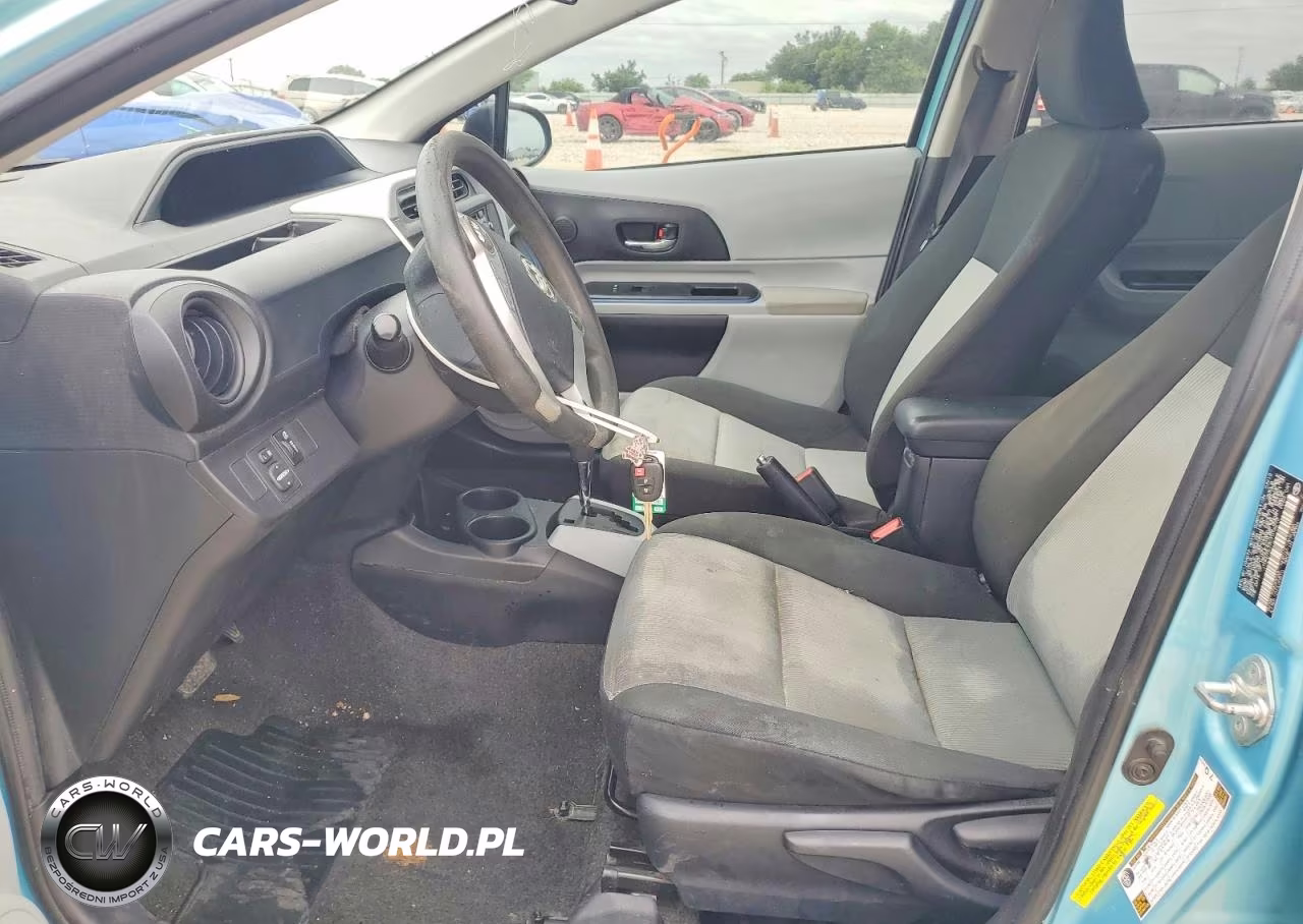 2012 Toyota Prius C Two VIN:JTDKDTB37C1018273 - 7