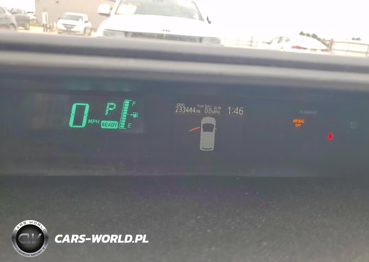 2012 Toyota Prius C Two VIN:JTDKDTB37C1018273 - 9
