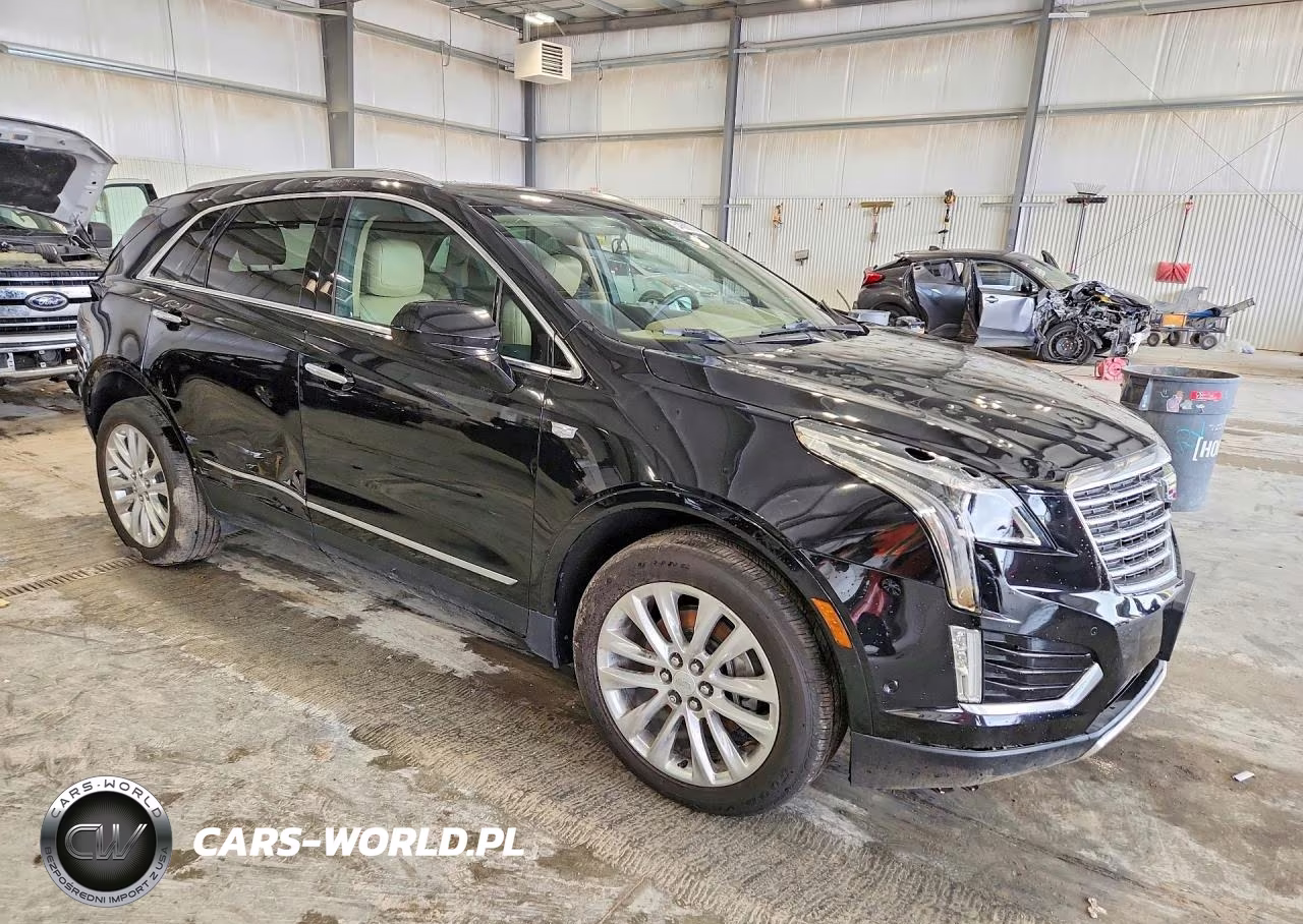 2017 Cadillac Xt5 Platinum VIN:1GYKNFRSXHZ141189 - 4