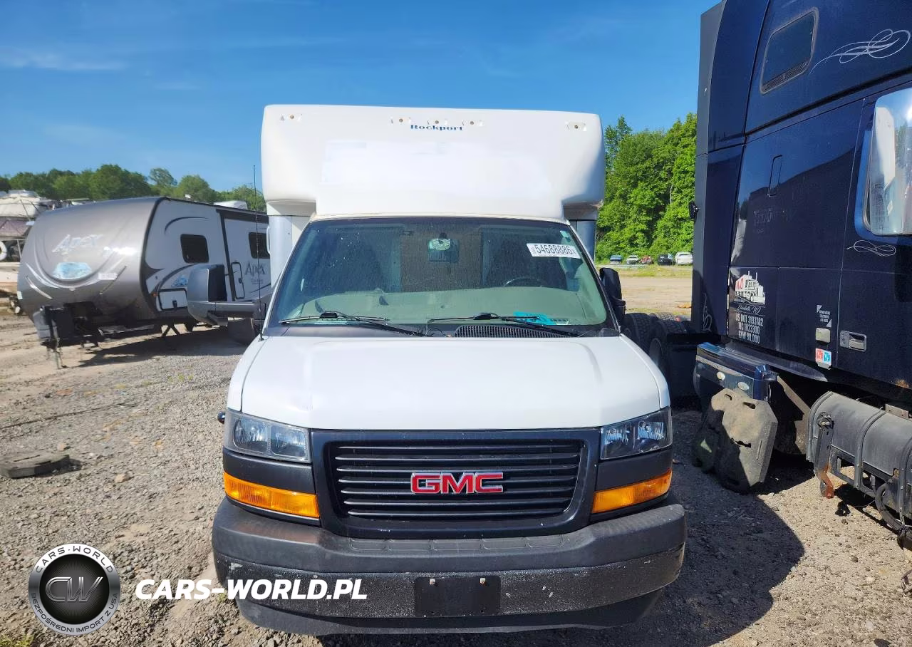 2020 GMC Savana Delivery Truck VIN:1GD37SCG2L1117232 - 5