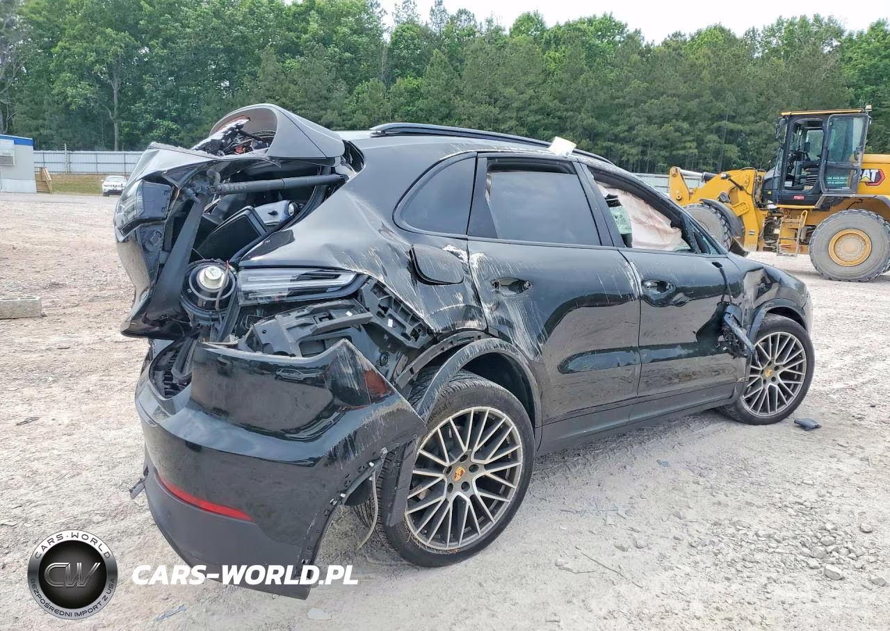 2023 Porsche Cayenne Base VIN:WP1AA2AY8PDA04557 - 3