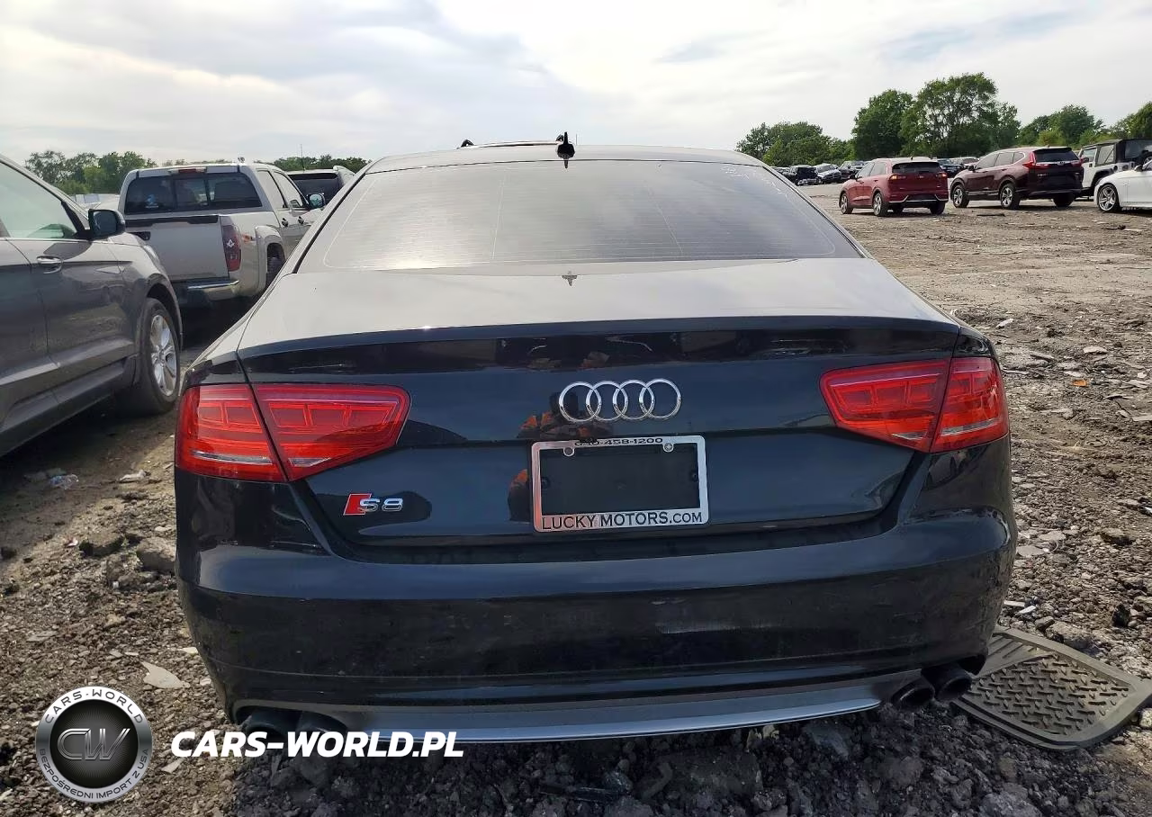 2014 Audi S8 Quattro VIN:WAUD2AFD4EN002417 - 6