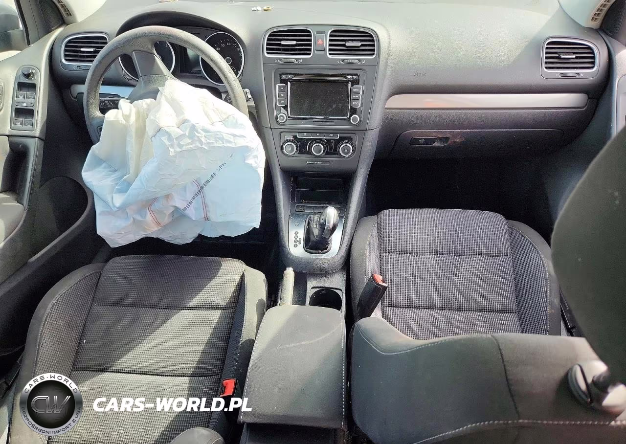 2012 Volkswagen Golf VIN:WVWDB7AJ1CW113369 - 8