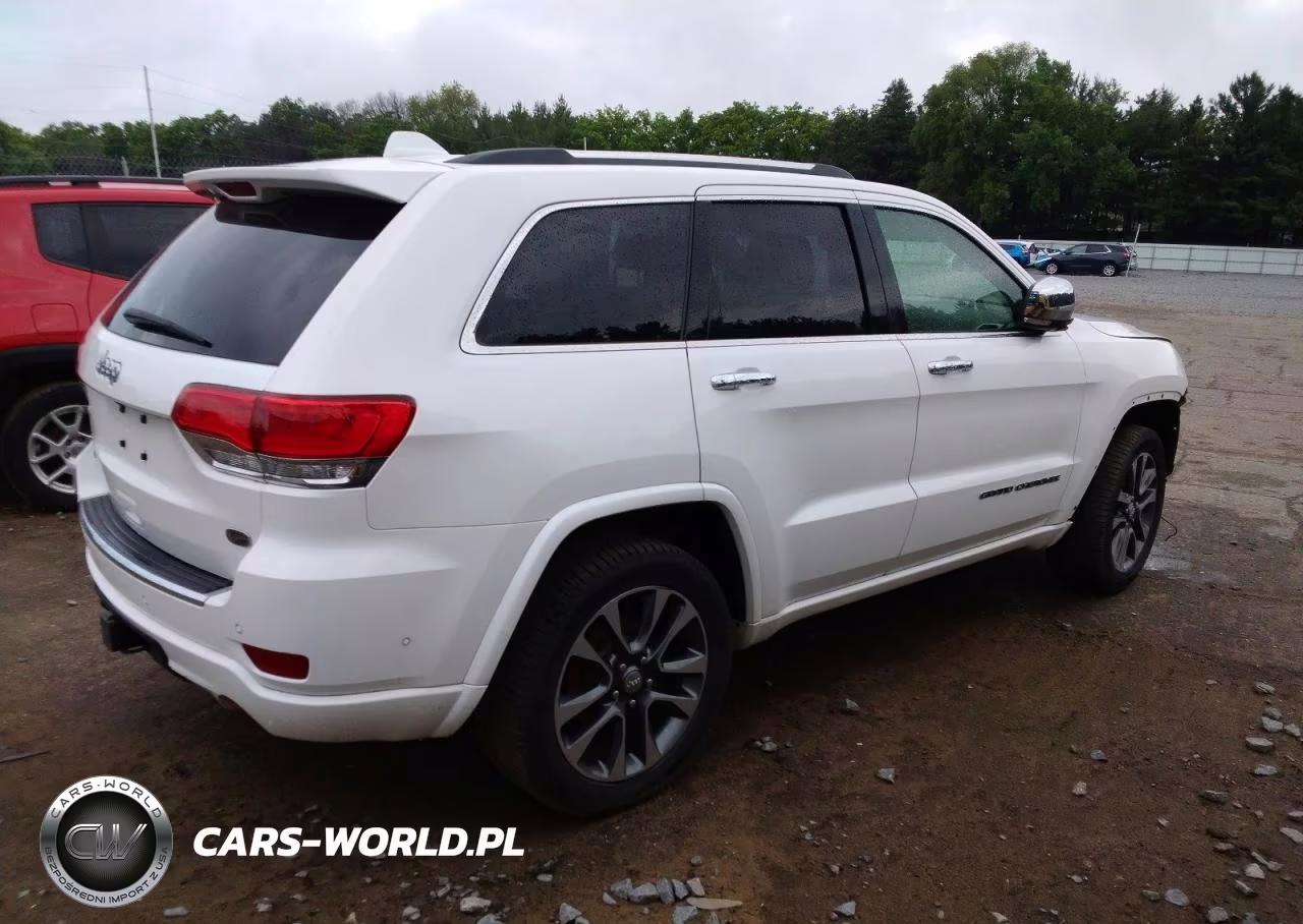 2018 Jeep Grand Cherokee Overland VIN:1C4RJFCTXJC457489 - 3