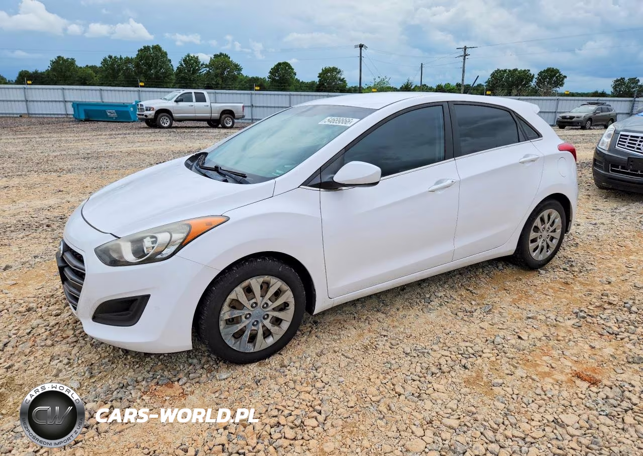 2016 Hyundai Elantra Gt Base – zdjęcie 1 z 12