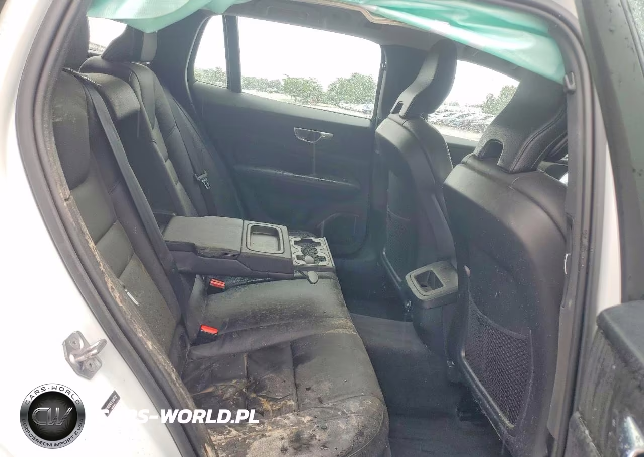 2020 Volvo V60 T5 Momentum VIN:YV1102EK9L2367511 - 10
