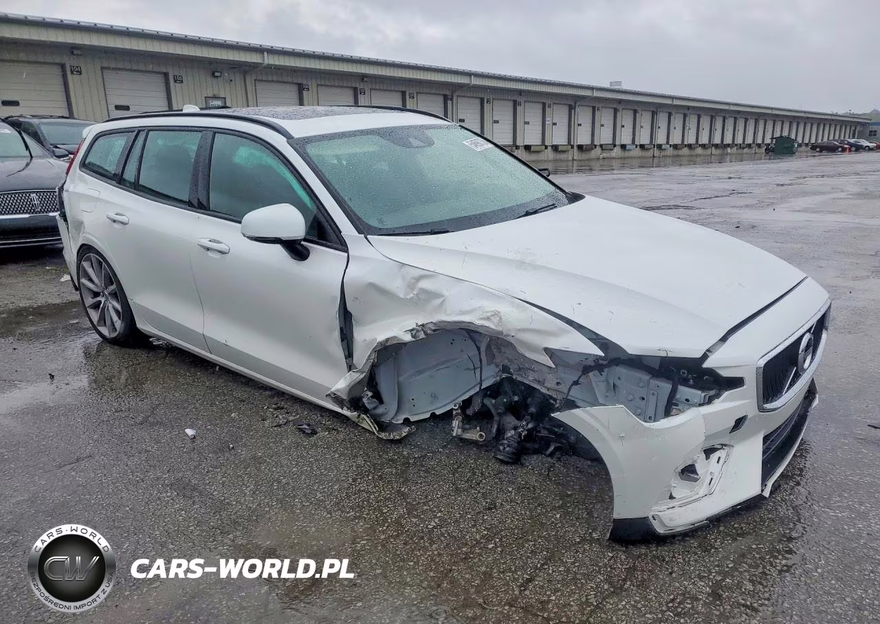 2020 Volvo V60 T5 Momentum VIN:YV1102EK9L2367511 - 4