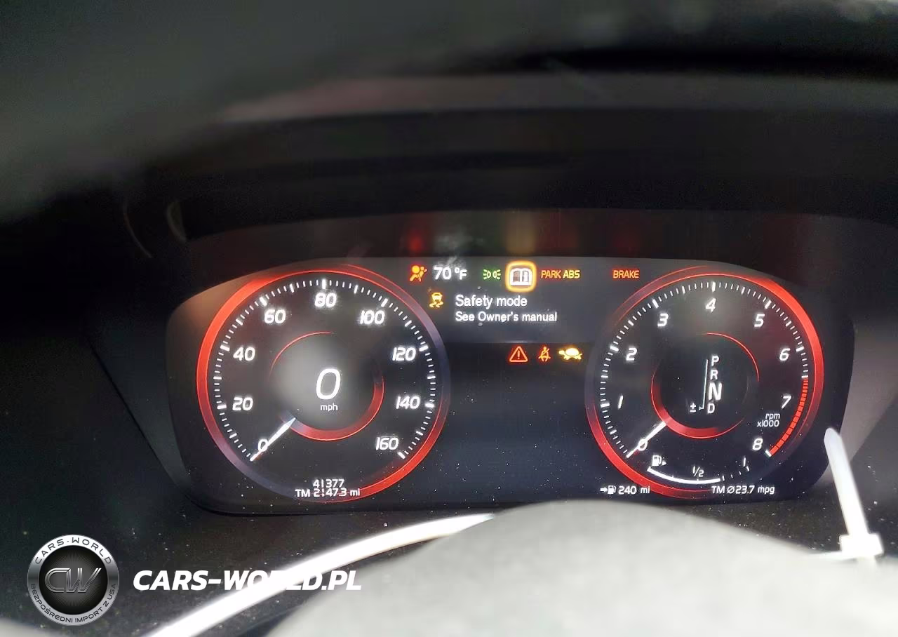 2020 Volvo V60 T5 Momentum VIN:YV1102EK9L2367511 - 9