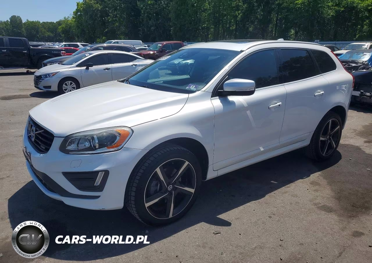 2015 Volvo Xc60 T6 R-Design Platinum – zdjęcie 1 z 12
